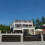 Apartman Nada *