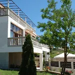 Nada Apartman *