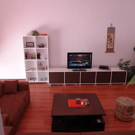 Nada Apartment *