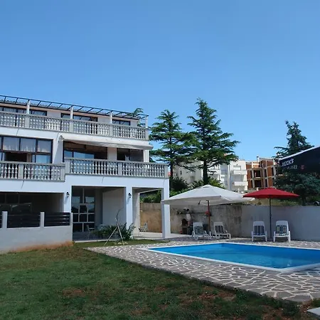 Nada Apartment