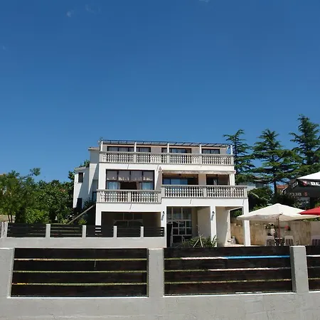 Apartment Nada *