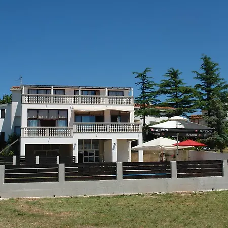 Nada Apartment *